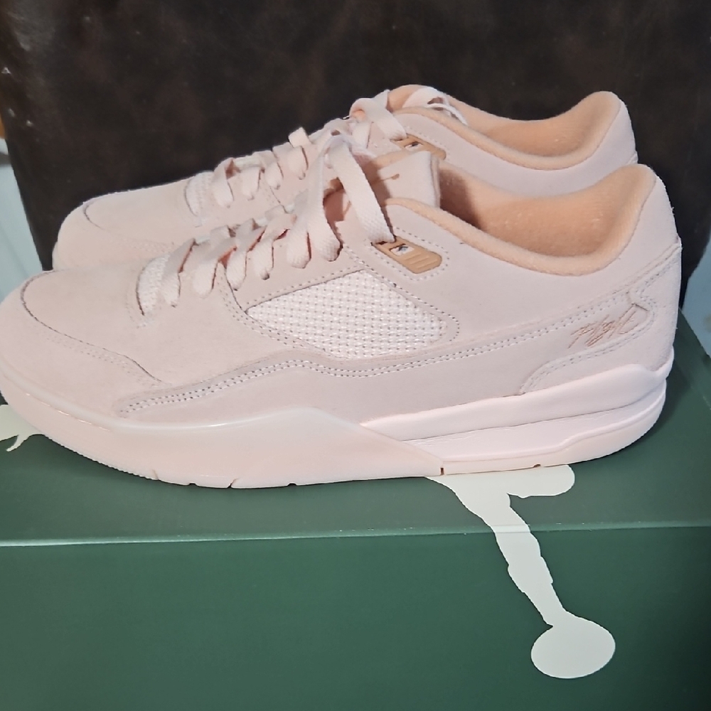 Jordan Women's Flight Court Shoes: PINK: NEW IN BOX: SIZE 11